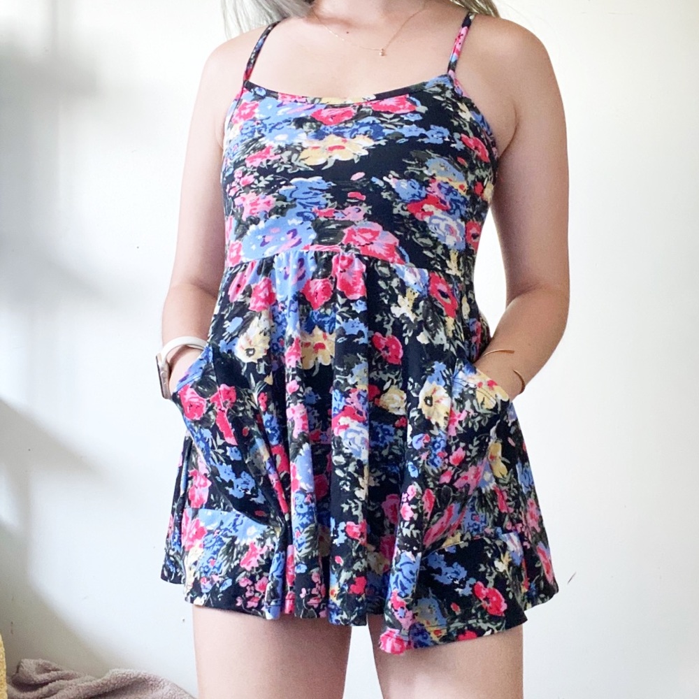 Urban outfitters | BDG baby doll floral top small